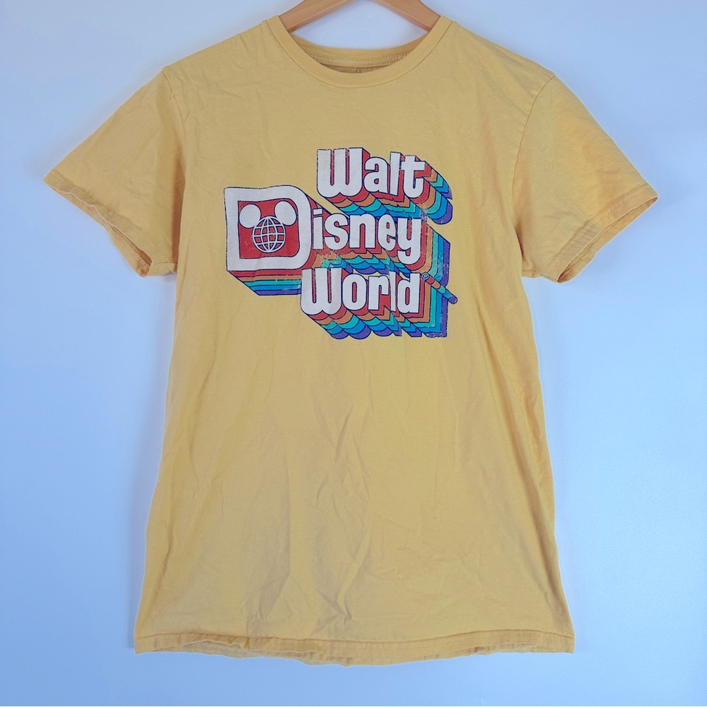 Disney Walt Disney World Women’s M Yellow Tee Retro Rainbow Graphic Tee T-Shirt